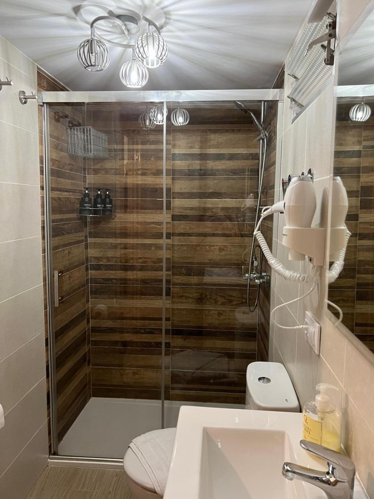 H&H Suite Espectacular Apartamento En El Centro De Granada Ngoại thất bức ảnh