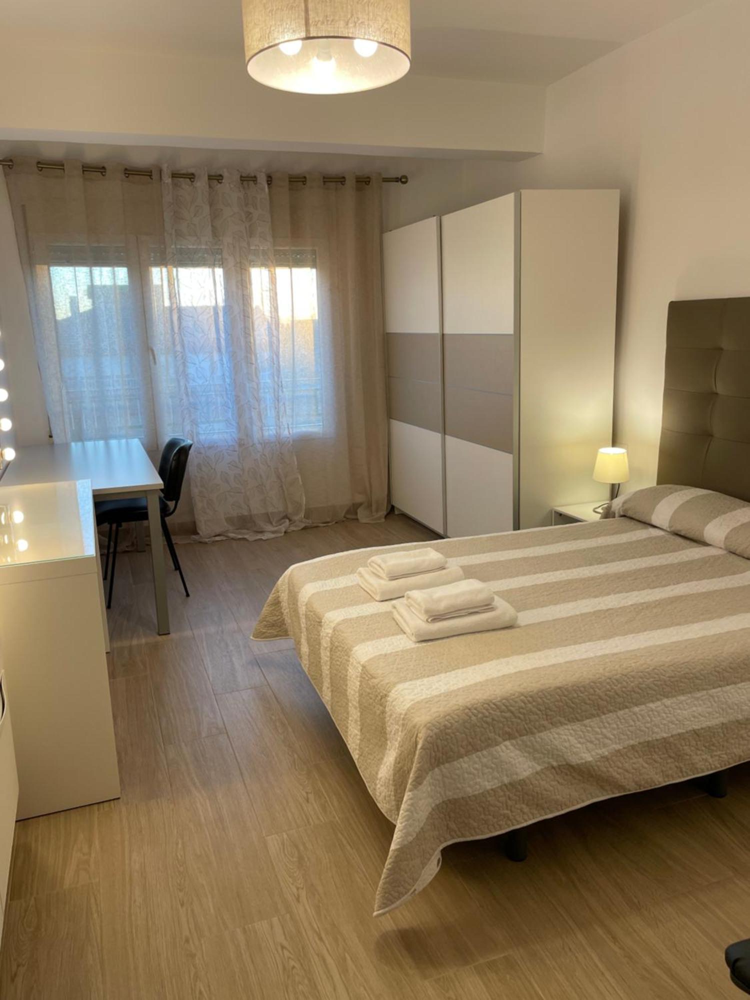H&H Suite Espectacular Apartamento En El Centro De Granada Ngoại thất bức ảnh